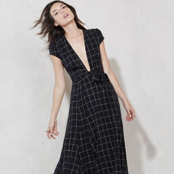 SOLD Reformation Nova Dress, Size XS, NWT SOLD - Picture 2 of 6